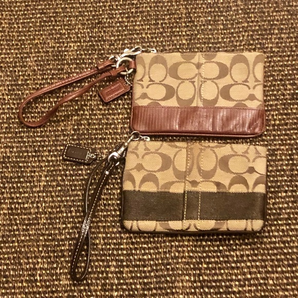 2 classic Coach wristlets - Picture 3 of 5
